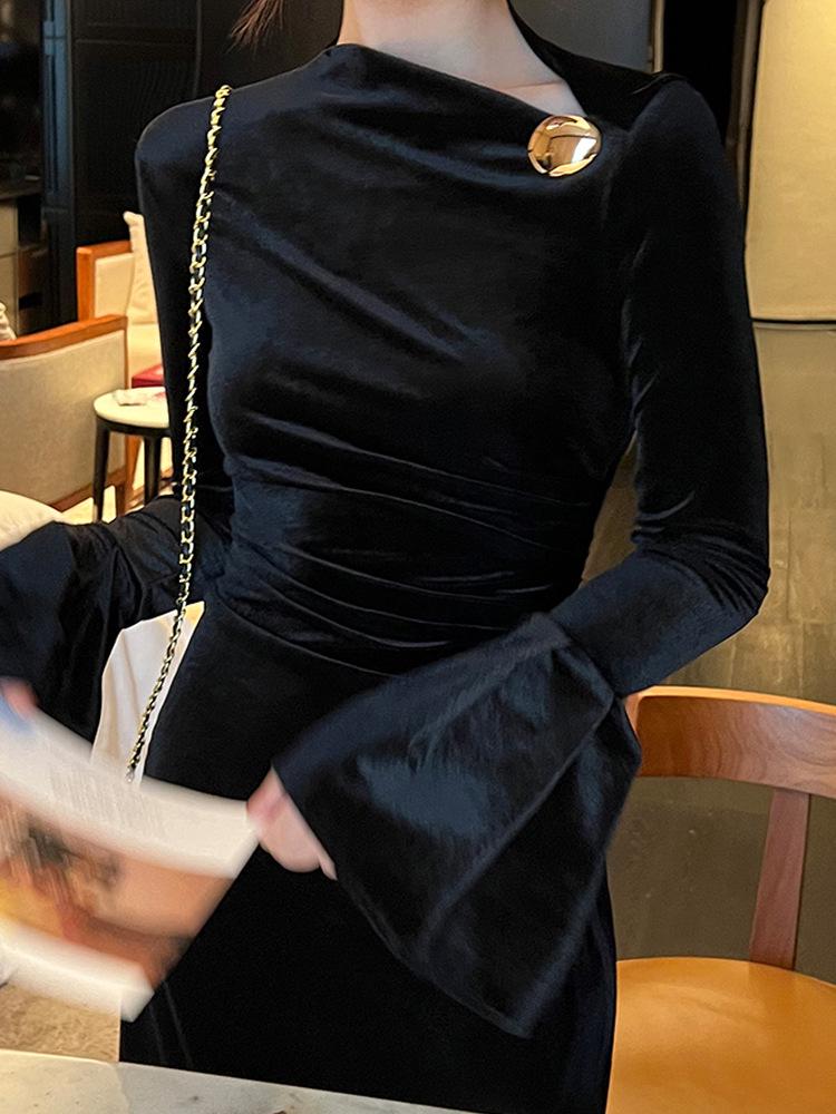 Elegant French Hepburn-Style Black Gold Velvet Dress for Women