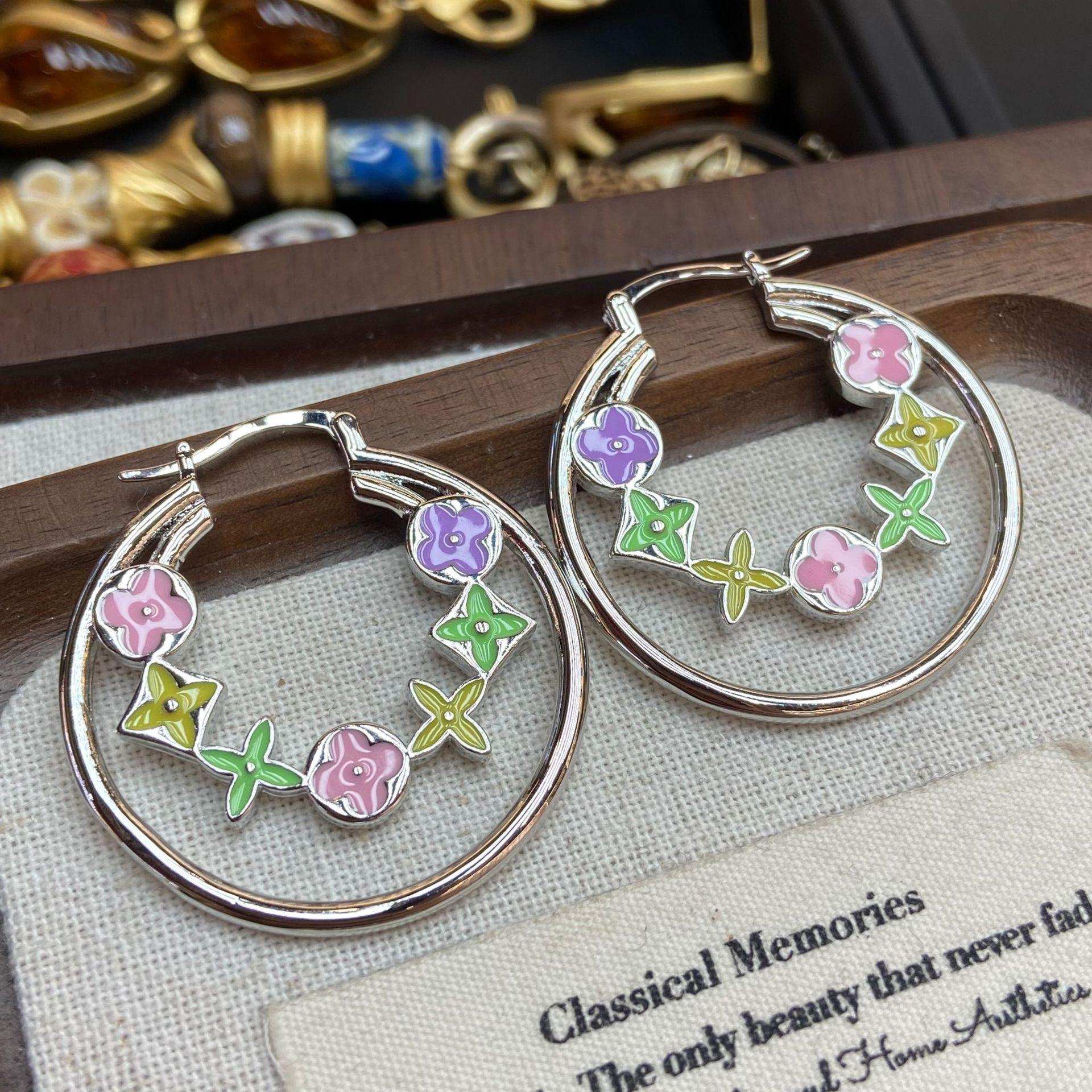 Women S Trendy Big Earrings, Colorful Dripping Oil Flower Exaggerated Round High-End Earrings