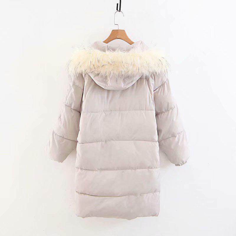 Зимнее пальто с большим меховым воротником — фото 5