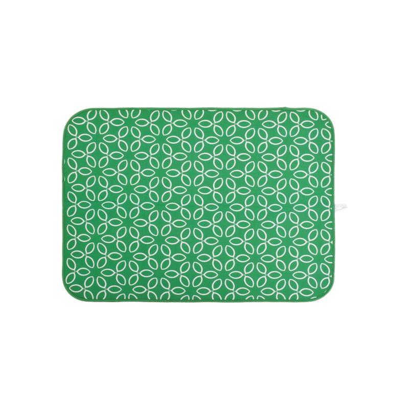 Portable Green Leaf Ironing Mat: Six-Layer Protection, Soft, Foldable, Waterproof, Heat-Resistant, Non-Slip Pad for Garment Steaming.