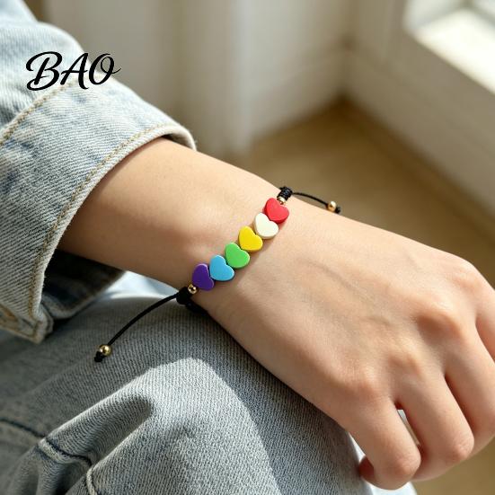 Fashionable Stackable Bracelet Colorful Hearts Bracelet, Handmade Braided Cord String Adjustable Sweet Aesthetic Hand Ornament Heart Shaped Clay Beads