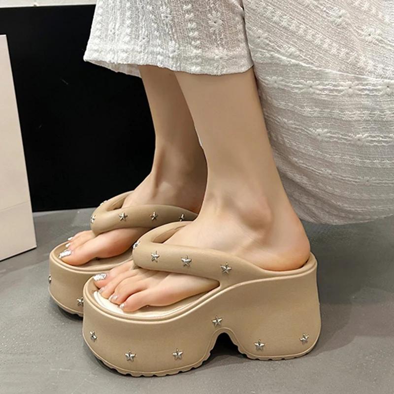 Star Rivets Chunky Wedge Flip Flops Women Summer Clip Toe Eva Platform Slippers Woman Punk Style Thick Bottom Sandals Female
