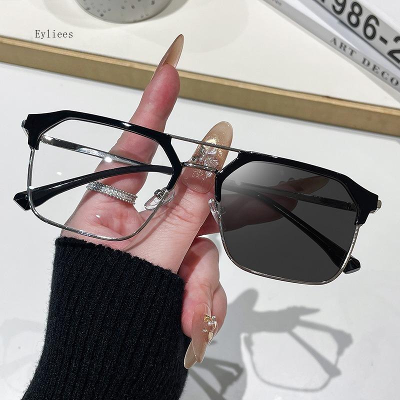 Photochromic Eyeglasses Men's Driving Anti-UV Sunglasses Color Changed Blue Light Blocking Men UV400 Man Male Sun Glasses