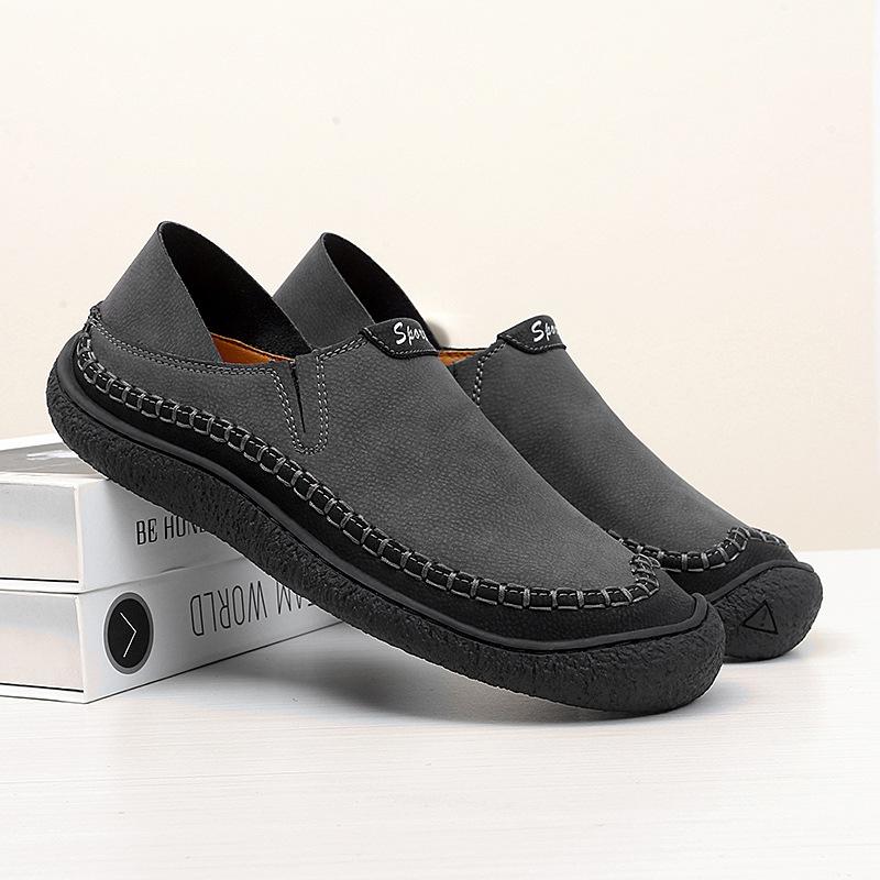 

Foreign trade hot-selling large-size men s leather new lazy outdoor casual shoes one-pedal Doudou shoes 47 сірий колір
