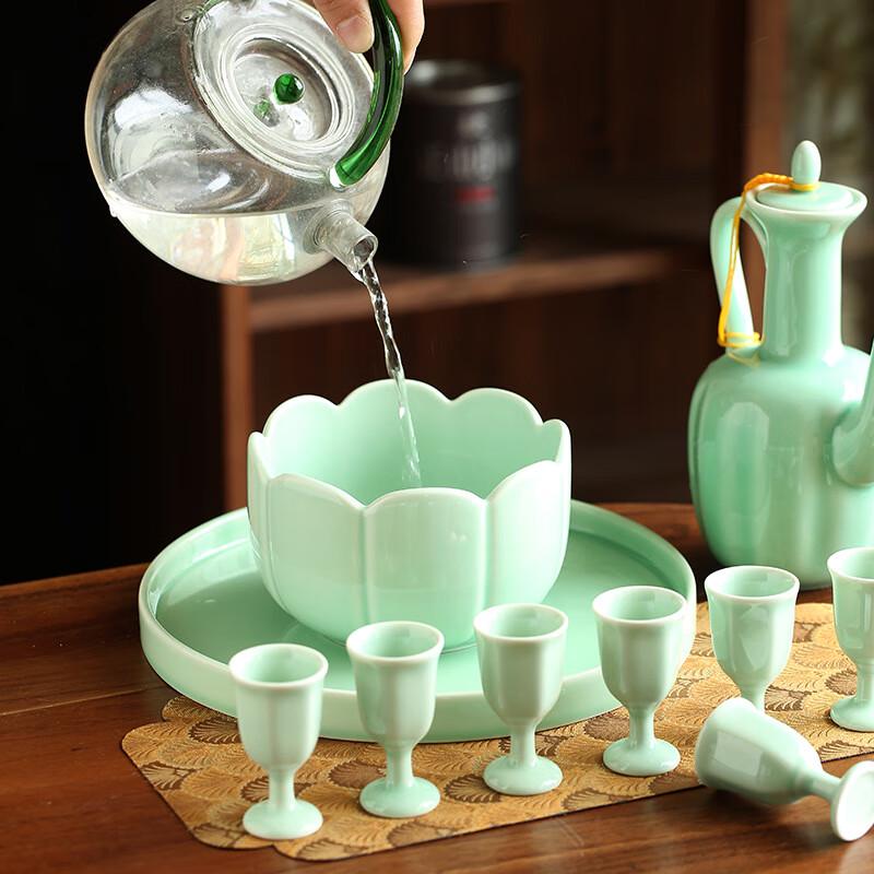 High-End Lotus Ceramic Wine Set