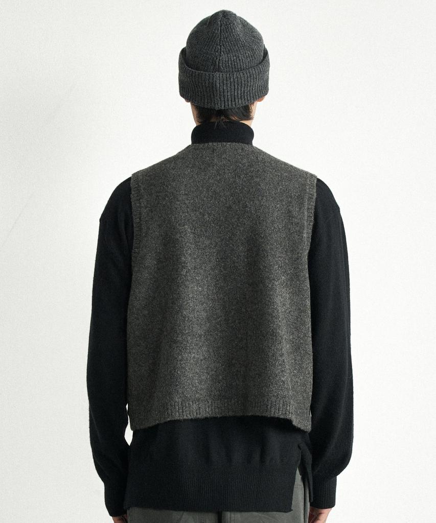 Helement Brighton Knit Vest (Charcoal)
