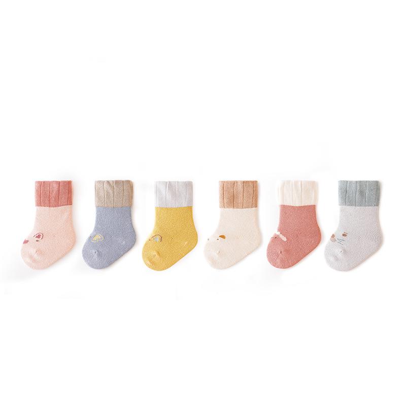 New Spring & Autumn Cartoon Mid-Calf Socks for Newborns & Toddlers - Loose Cuff, Seamless Design