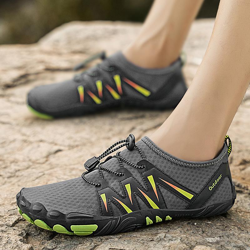 New outdoor breathable non-slip quick-drying and lightweight indoor fitness swimming wading sports shoes