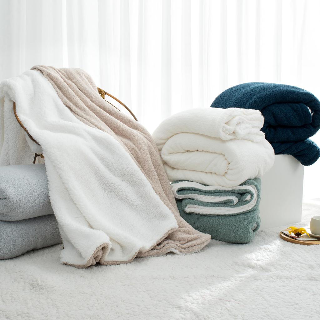 Carriediosa Flauschige Decke, Einzel-Schaf-Boa-Decke, 140 x 200 cm, Fleecedecke für 2 Teile, warm, flauschig, weich, dick, warm, wendbar, Hellweiß