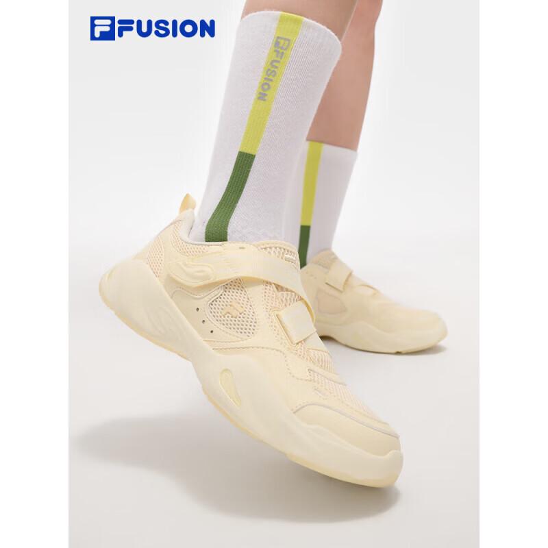 FILA Women s Waterdrop Mary Jane Athletic Sandals US 7.5