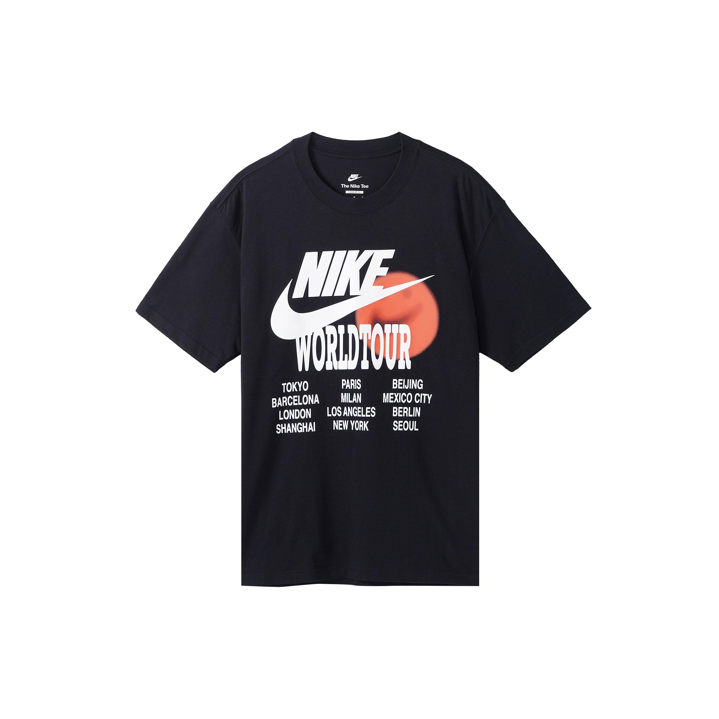 Nike WorldTour Logo T-Shirts  Black  Men s DO2032-010 L