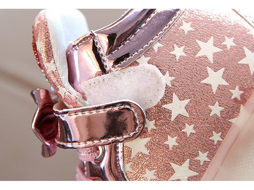 Korean-Style Breathable Velcro Luminous Skate Shoes for Kids (Spring/Autumn 2020)