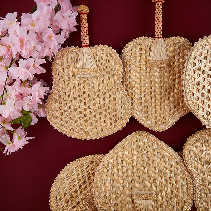 Hand-Woven Woven Straw Hand Fan Old Summer Natural Environmentally Friendly