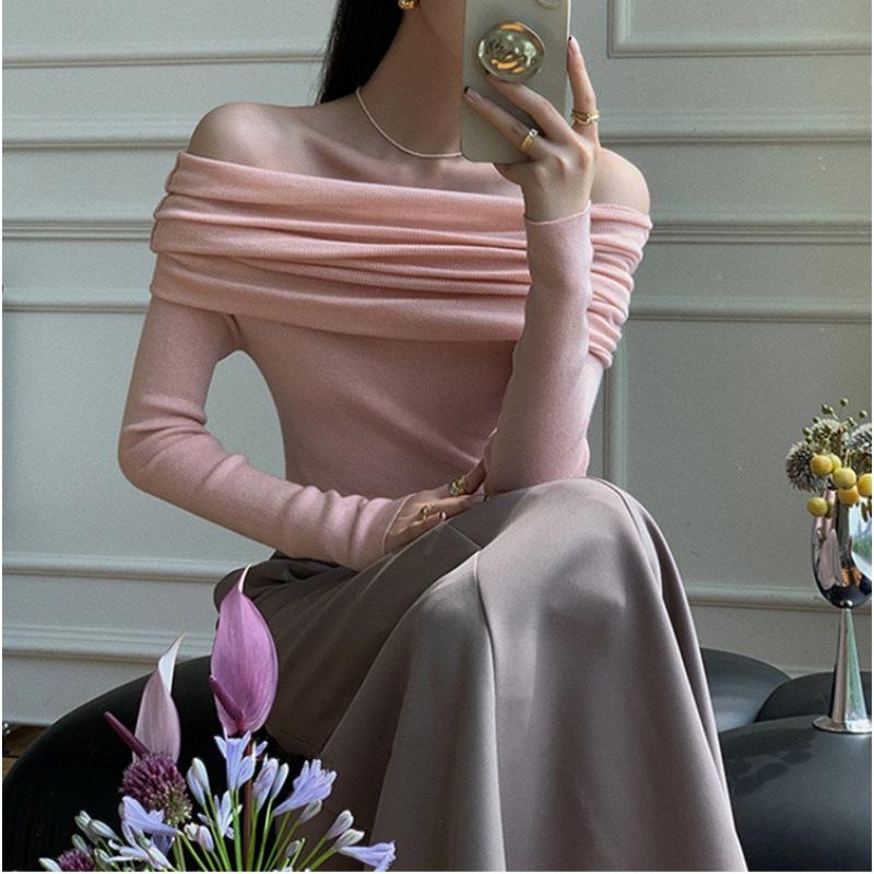 

One-word shoulder exposed collarbone knitted sweater women s spring and autumn thin slim-fitting inner bottoming shirt design off-the-shoulder top one size fits all розовый