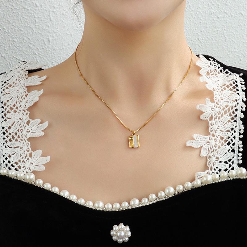 Women's 14k Gold Shell Necklace - Titanium Steel Geometric Minimalist Design