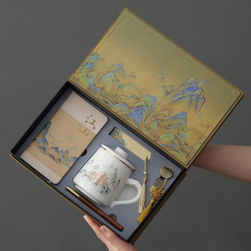 Company Event Logo Souvenir: Creative Business Gifts for Colleagues and Customers