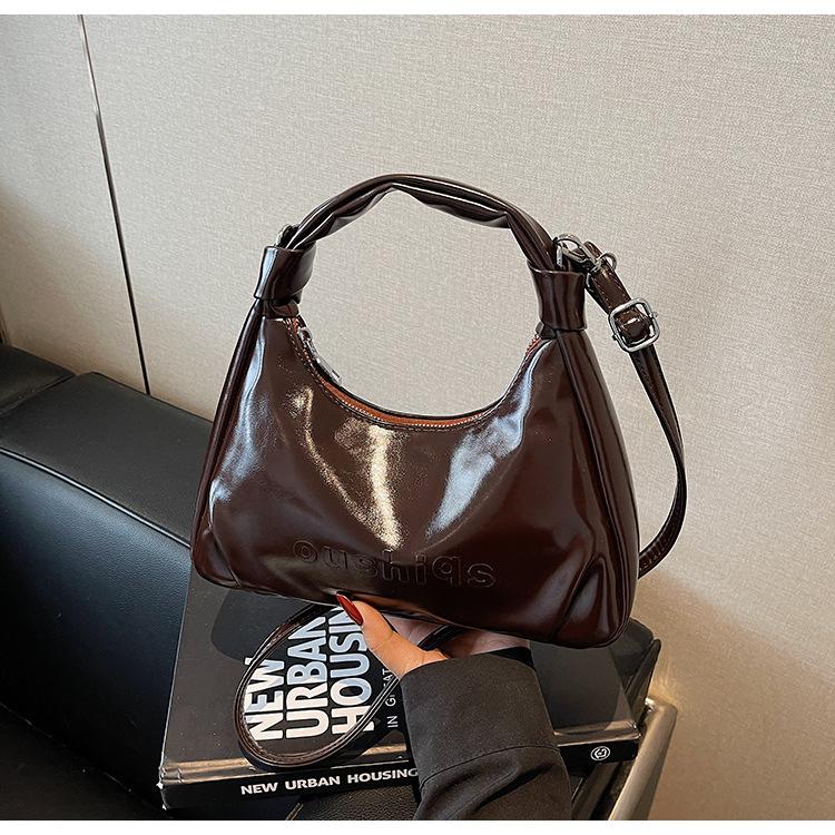 Women's Bag Summer New Pleated Fashion Popular Shoulder Messenger Bag Portable Commuter Texture