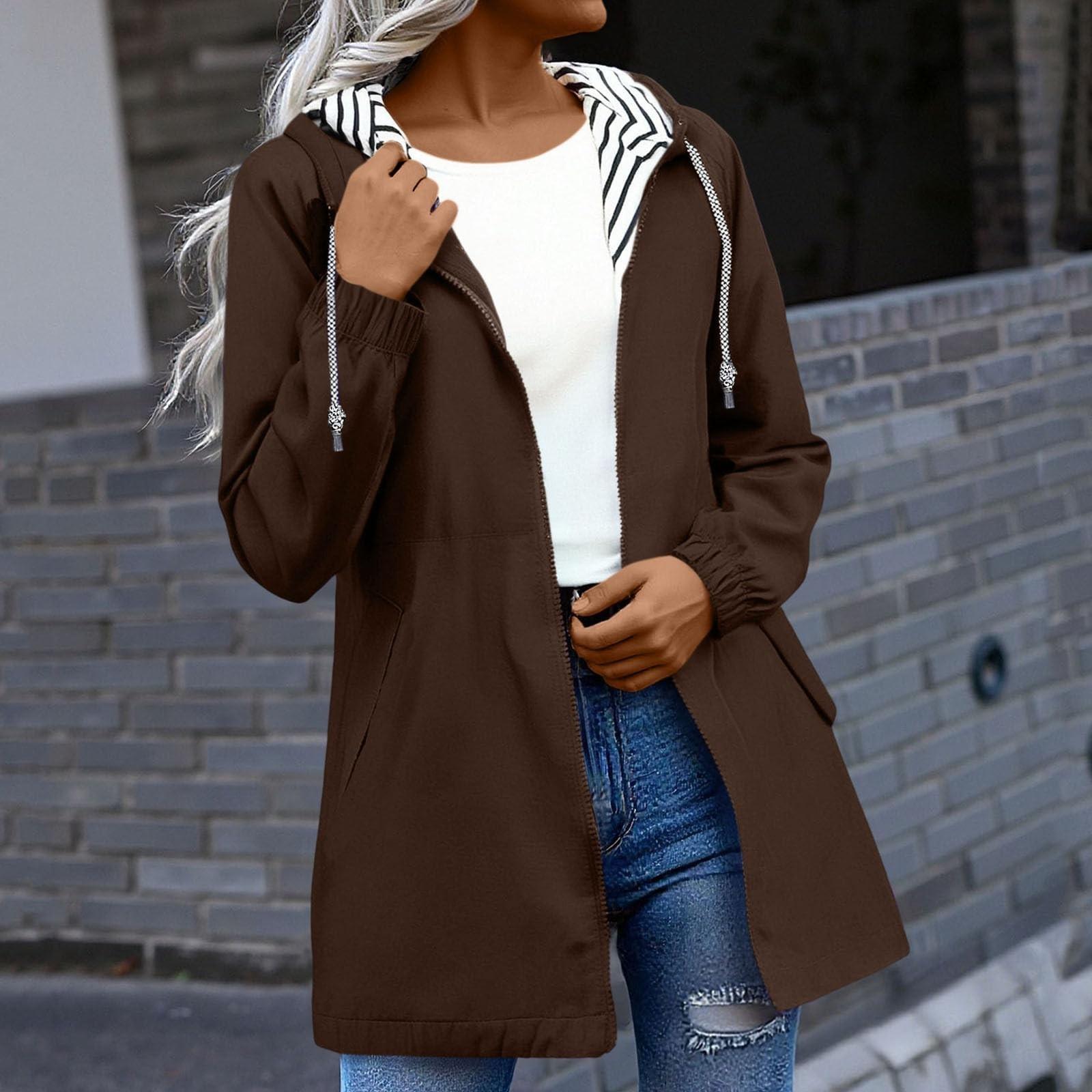 

Женская модная куртка для бега и спорта на открытом воздухе с длинными рукавами, капюшоном, тонкая, водонепроницаемая, с цветными блоками, куртка-субмашина M кофейный