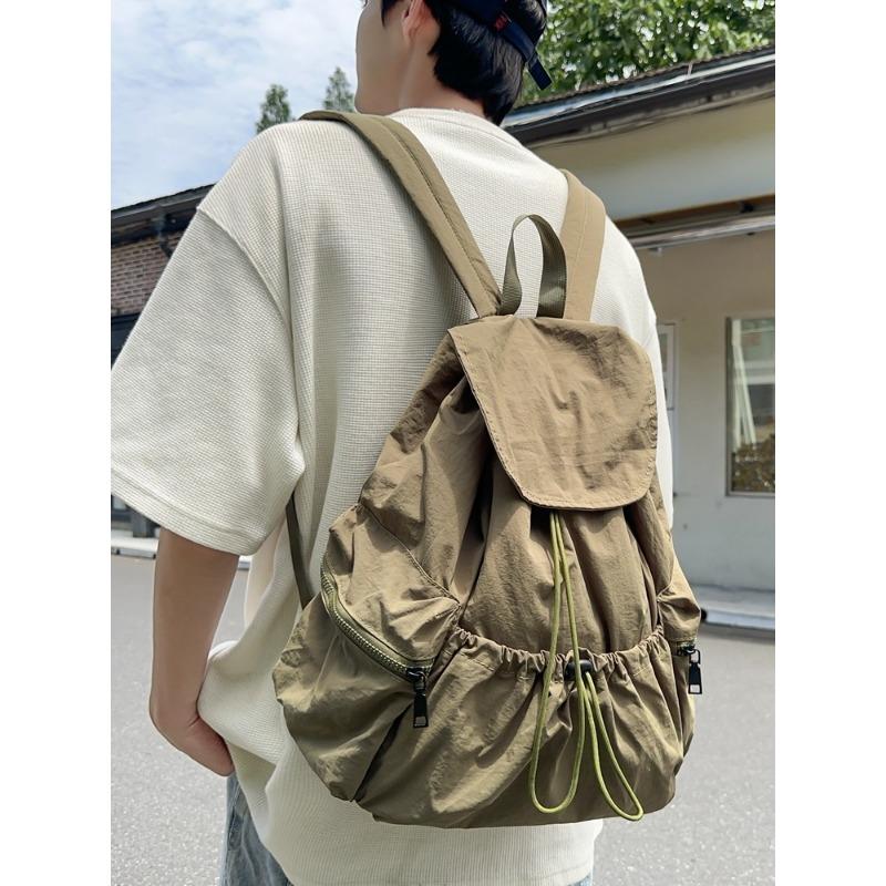 Leisure large capacity backpack new light travel fashion student bag sports