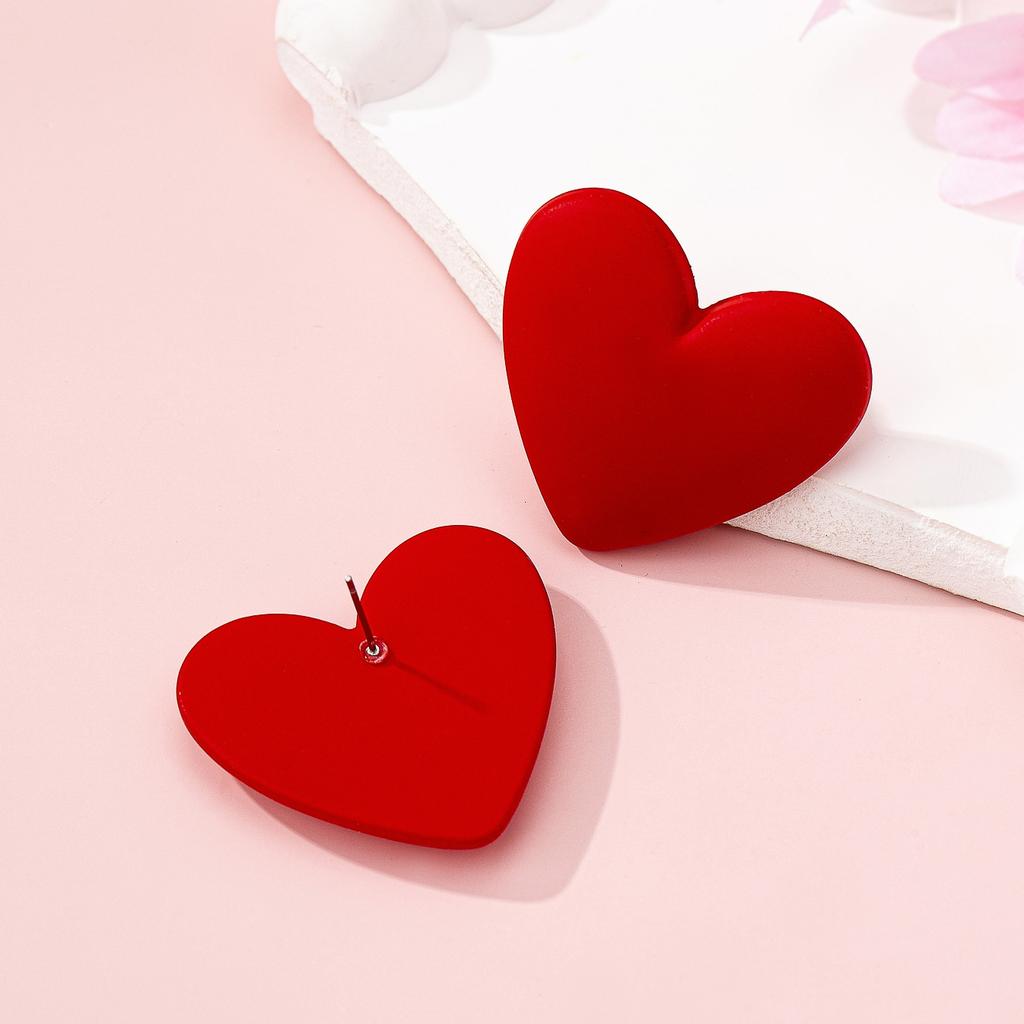 Women's Stud Earrings, Red Large Heart-Shaped Earrings, Suitable for New Year and Valentine's Day Wear