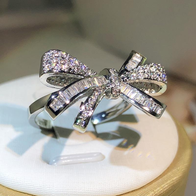 CopperHigh Quality Bow Bow Bow Bow Zircon Ring Women's Fashion Party Birthday Jewelry Rings