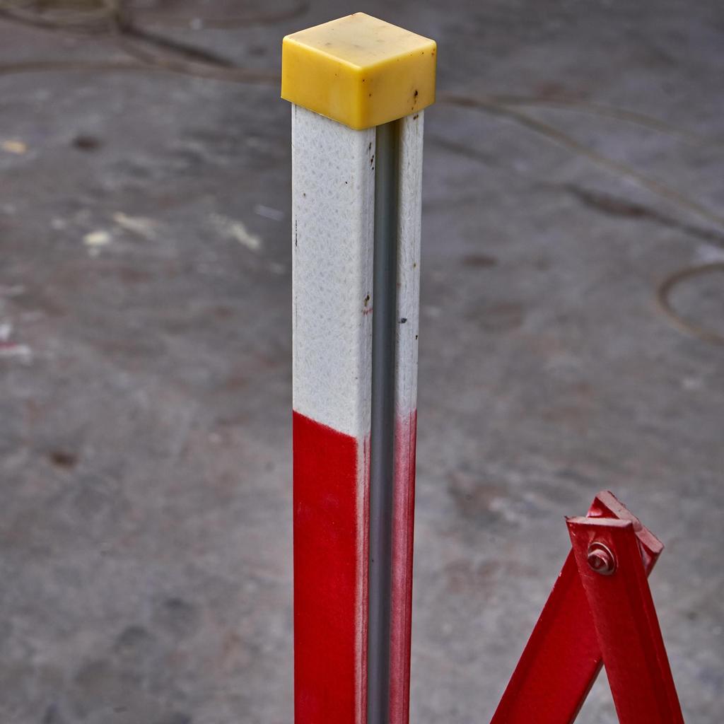 Foldable Electric Telescopic Guardrail: Insulated FRP Barrier for Electrician Safety