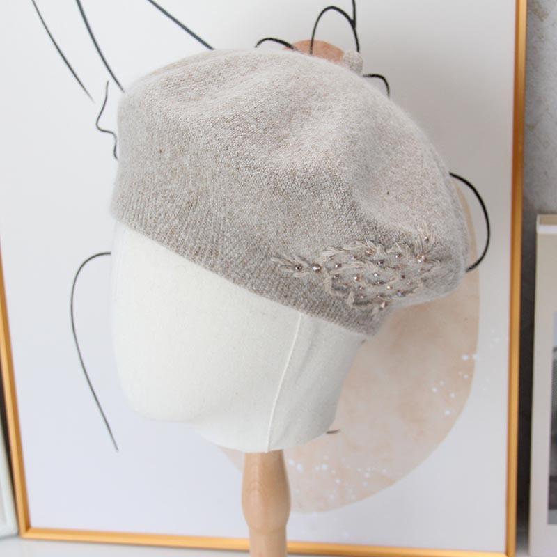 Handmade Beaded Flower Beret Women's Autumn and Winter Rabbit Cashmere Double-layer Knitted Hat Fashionable and Elegant Warm Temperament Thread Hat