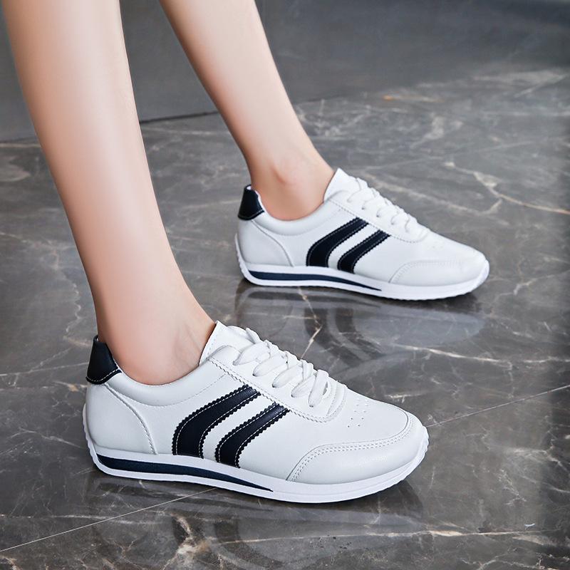2025 Autumn Women's Lace-up Casual Sneakers: Soft Sole, Non-slip, Versatile Flat Running Shoes for Students