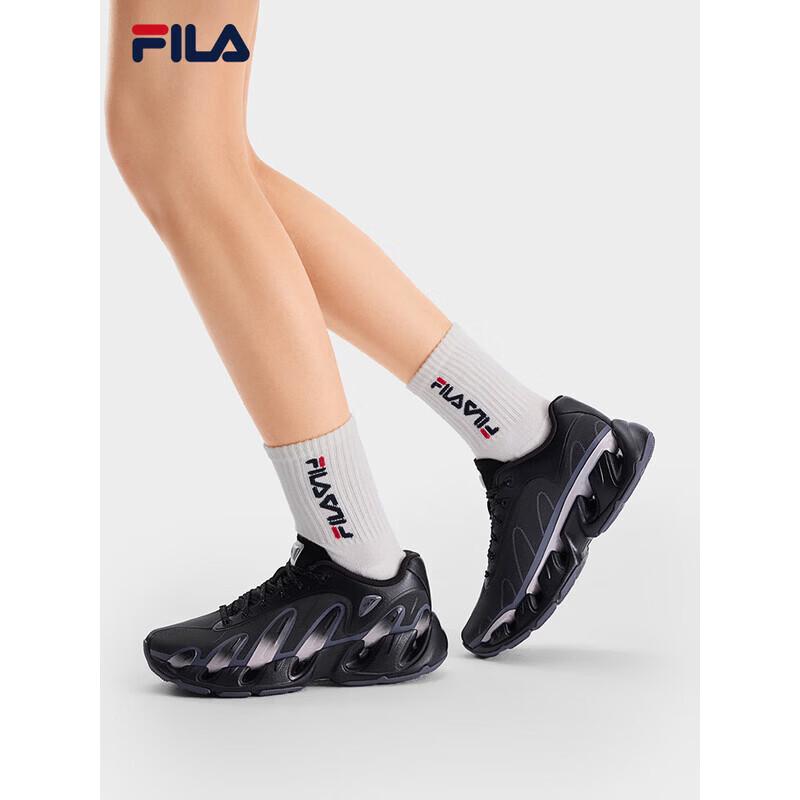 FILA VETTA Women s Chunky Sneakers US 7.5
