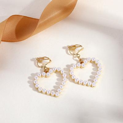 Heart-shaped Pearl Ear Clips, Hole-free Ear Hooks, Elegant Earrings