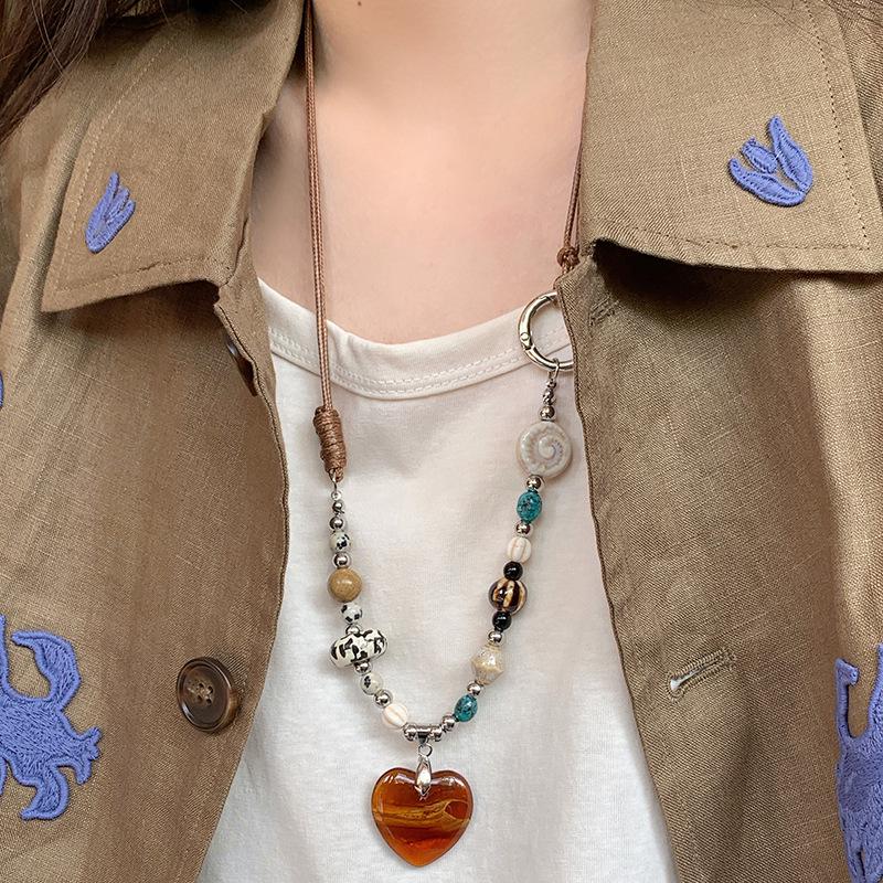 Vintage Ceramic Beaded Heart Pendant Necklace - Minimalist Luxury Clavicle Chain