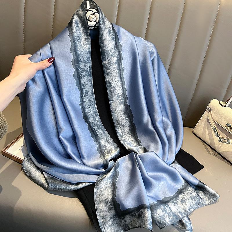 

90X180CM Spring and Autumn Blue Camellia Fashion Summer Sunscreen Beach Scarves Scarves Shawl Temperament Scarf Holiday Scarf 90x180cm