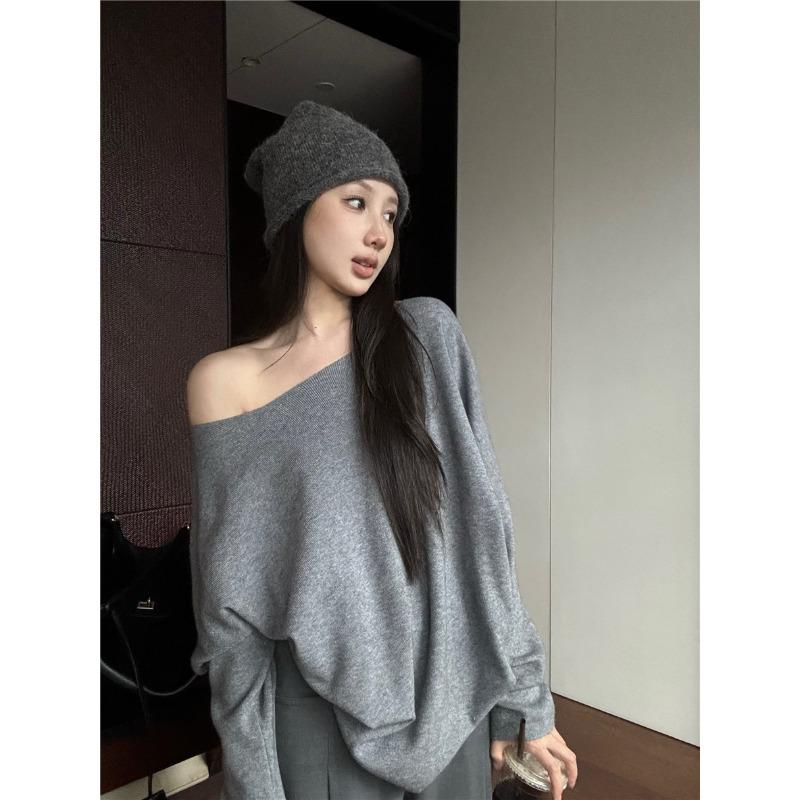 

Premium one-word collar off-shoulder top women s spring and autumn niche loose slanted shoulder bat sleeve knitted sweater shirt long sleeve L серый
