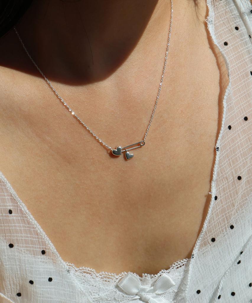 Mondeligne Sweetheart Pin Necklace