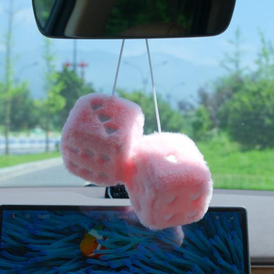 Plüsch-Würfel-Anhänger mit herzförmigen Punkten, zum Aufhängen, Würfel-Dekoration, weich, flauschig