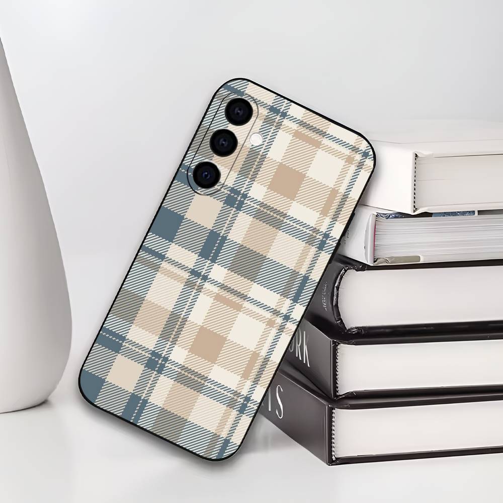 Fashionable Classic Plaid Pattern Phone Case For Samsung Galaxy A73,A72,A71,A70,A53,A52,A51,Soft Silicone Black Cover Samsung a71 5g