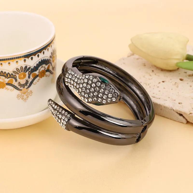 Nuovo Bracciale Serpente Esplosivo Bracciale Avanzato Moda Lusso Leggero Versatile Decorazione Mano Stile