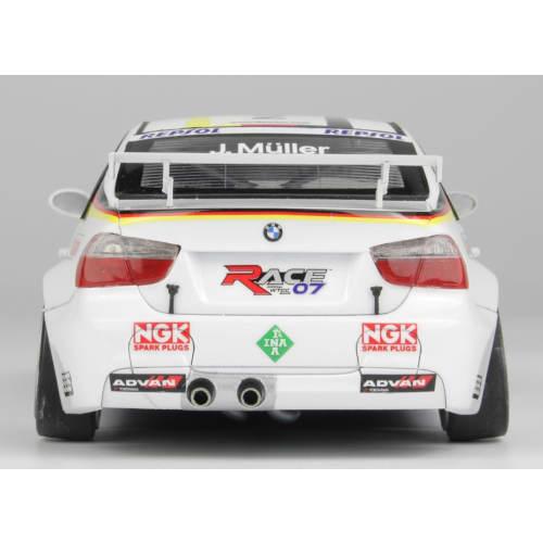Platz/NuNu 1/24 Racing Series BMW 320si E90 2008 WTCC Browns Hatch Winner Plastic Model Kit PN24037