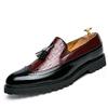 2025 neue Lederschuhe Außenhandel koreanische Version Trend Mode Fuß Freizeit Lederschuhe Herren Block Blume
