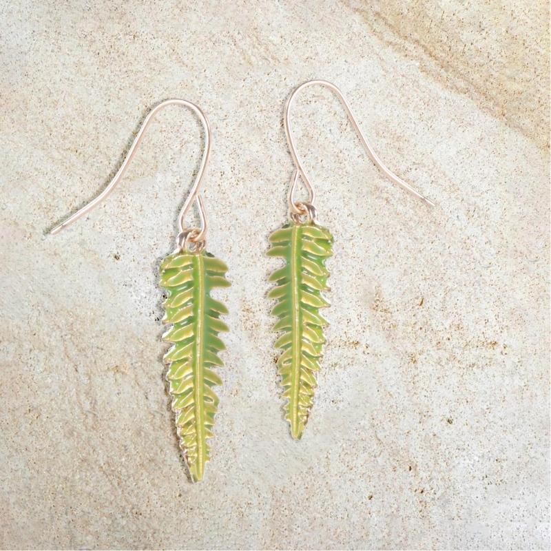 Delicate Leaf Shaped Earrings Bohemian Fern Leaf Earrings Green Leaf Dangle Hook Earring Unique Jewelry Women Girl Teen