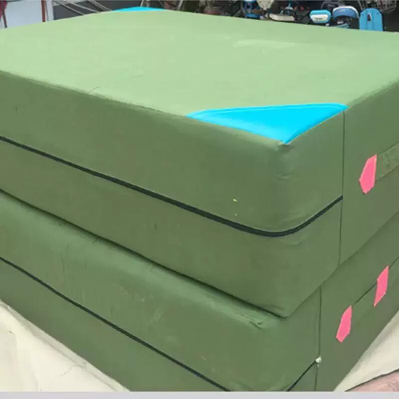 Mengdong Gymnastics Folding Landing Mat