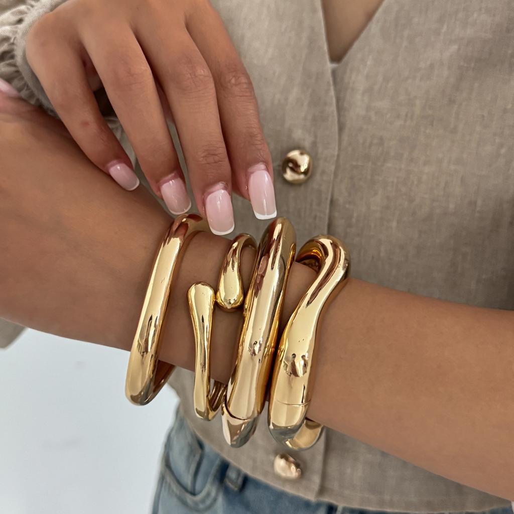 Punk Style Metal Smooth Water Drop Bracelet, Fashionable Irregular Wave Spring Open Bracelet