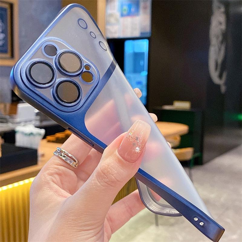 

Transforms into 17 different phone cases for iPhone models 17 Air, ProMax, 16, 15, 14, and 13 Pro - Electroplated and Matte Finish. iPhone 17 Air