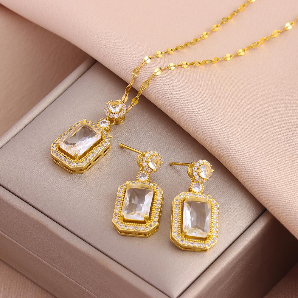 New Fashion Gold Plated Necklaces Earrings Sets For Women Female Trendy Party Jewelry Girls Daily Wear Neck Chain Earrings