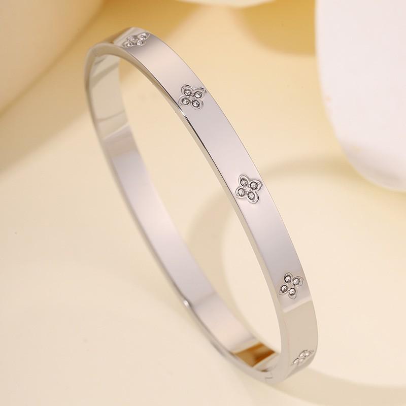 Europäisches & Amerikanisches Luxus Zirkon Stern Armband: Vielseitige, Elegante, Lichtechte Mode für Damen