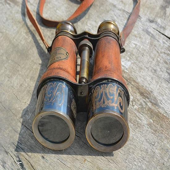 

Victorian Antique naval leather and brass sailor s binoculars, London, 1915