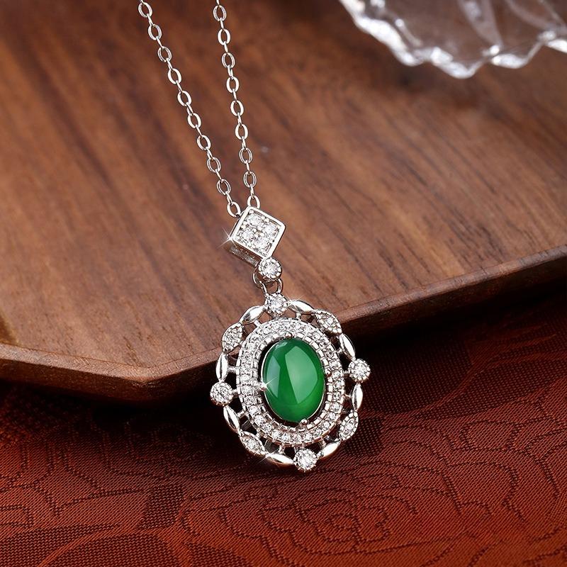 S925 sterling silver natural dangerous material jadeite necklace retro fashion light luxury egg surface hollow collarbone chain advanced design sense