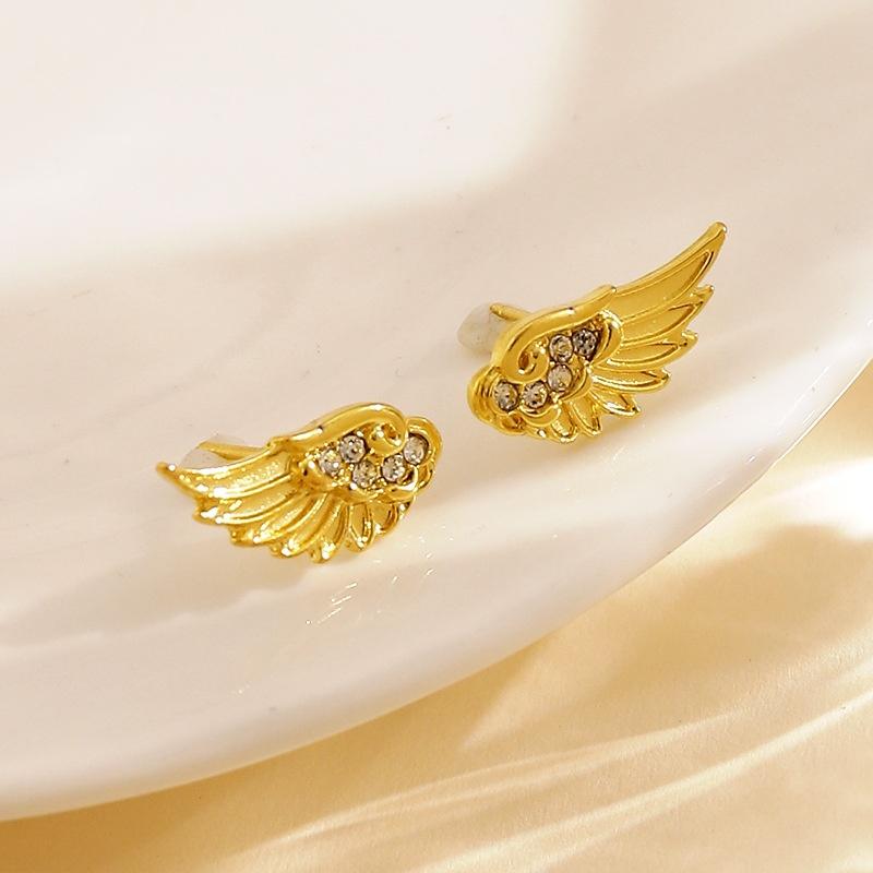 1 Pair Vintage Creative Small Angel Wings Earrings For Women Girls Punk Cz Studs Wedding Party Luxury Ear Jewelry Birthday Gifts