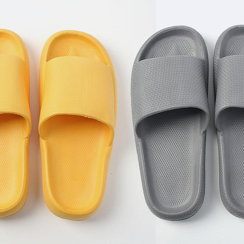 

You and Me Couple Slipper Set (Gray 270mm/Yellow 250mm)