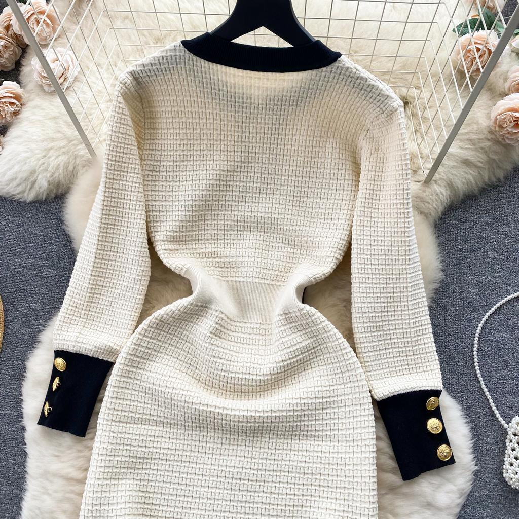 Autumn Women O Neck Long Sleeves Buttons Chain Pockets Knitted Sweater Dress Elegant Skinny Sheath Bodycon Dresses